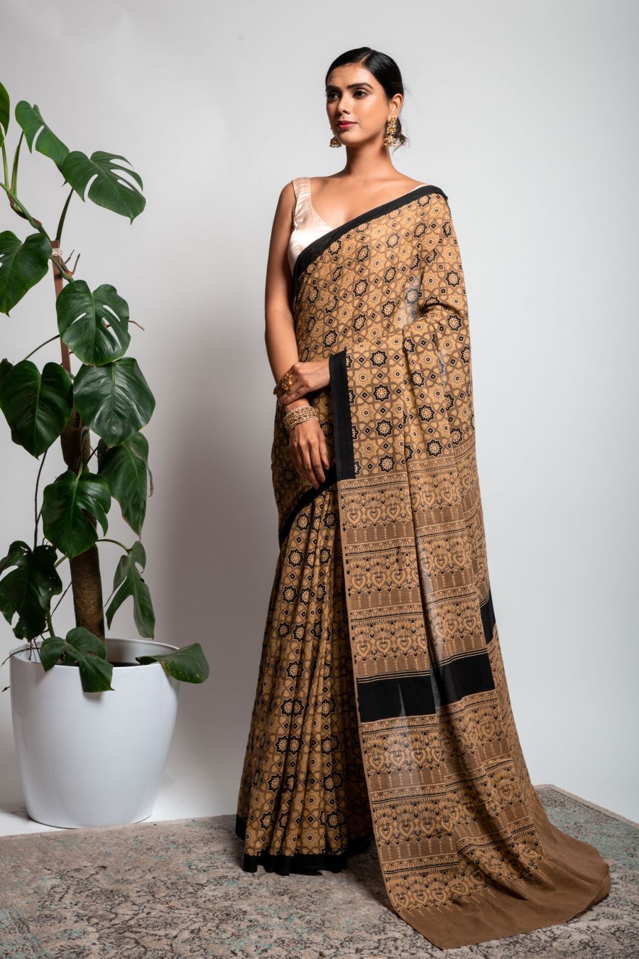 Buy Janasya Beige Cotton Silk Woven Saree With Unstitched Blouse for Women  Online @ Tata CLiQ